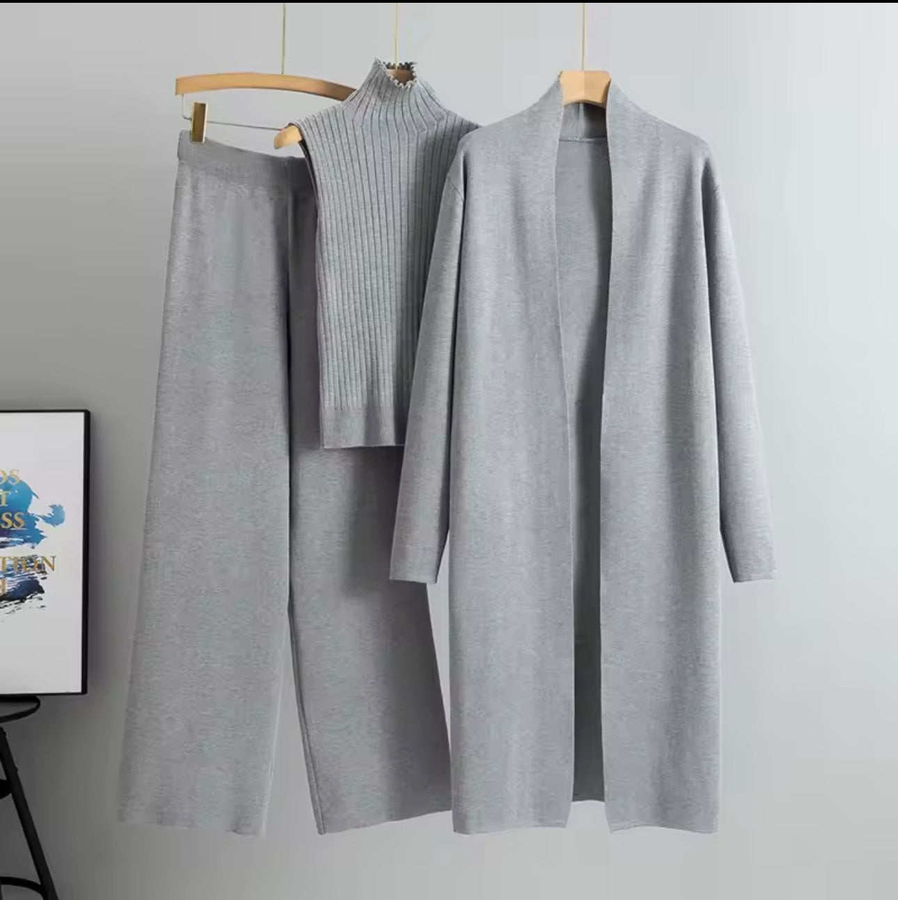 Elegant 3-piece winter set