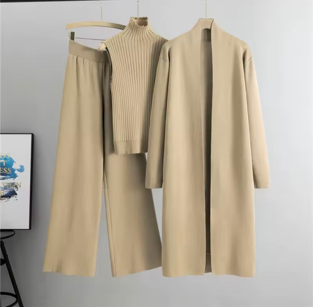 Elegant 3-piece winter set