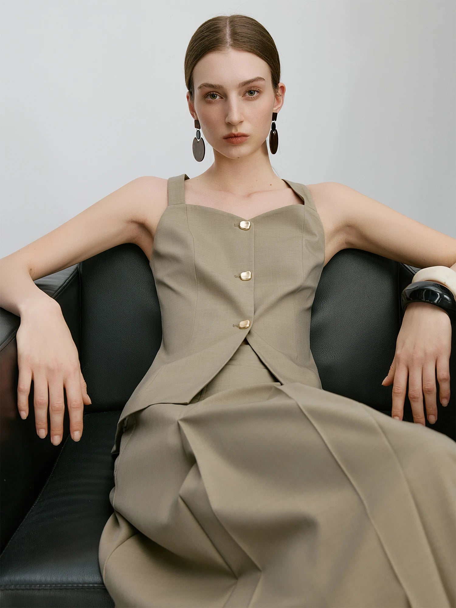 Fsle 【série premium】mialismo estilo dinheiro antigo colete conjunto de saia superior para mulheres 2025 verão nova chegada escritório senhora chique terno