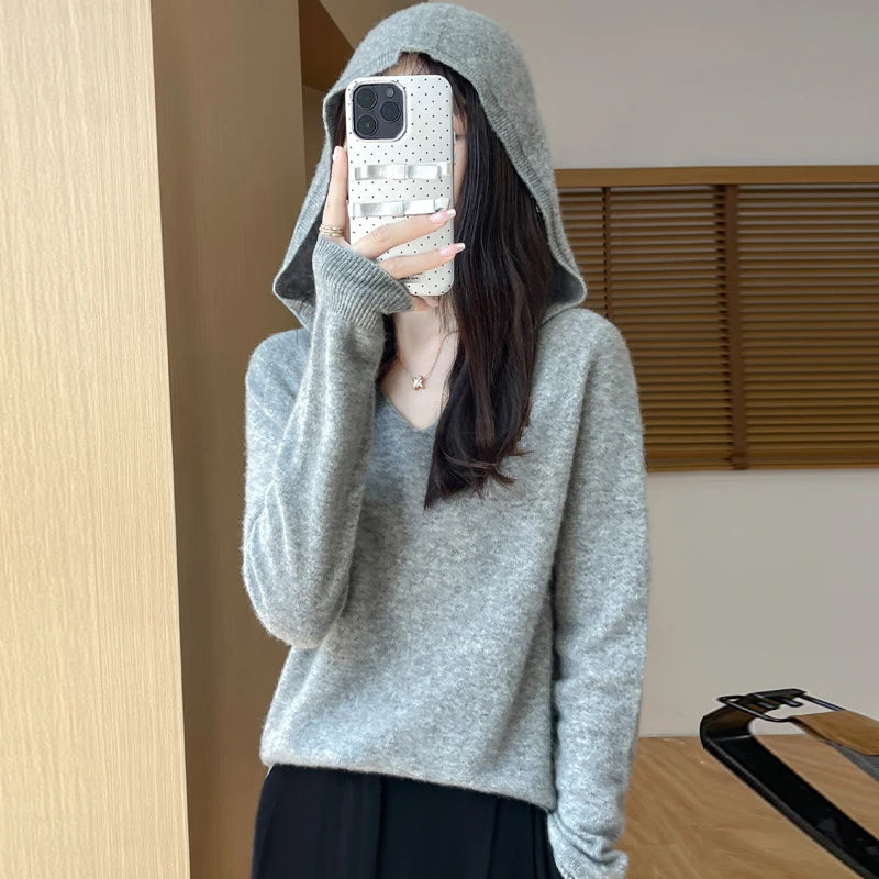 Elegant Merino Wool Women's Hoodie Sweater