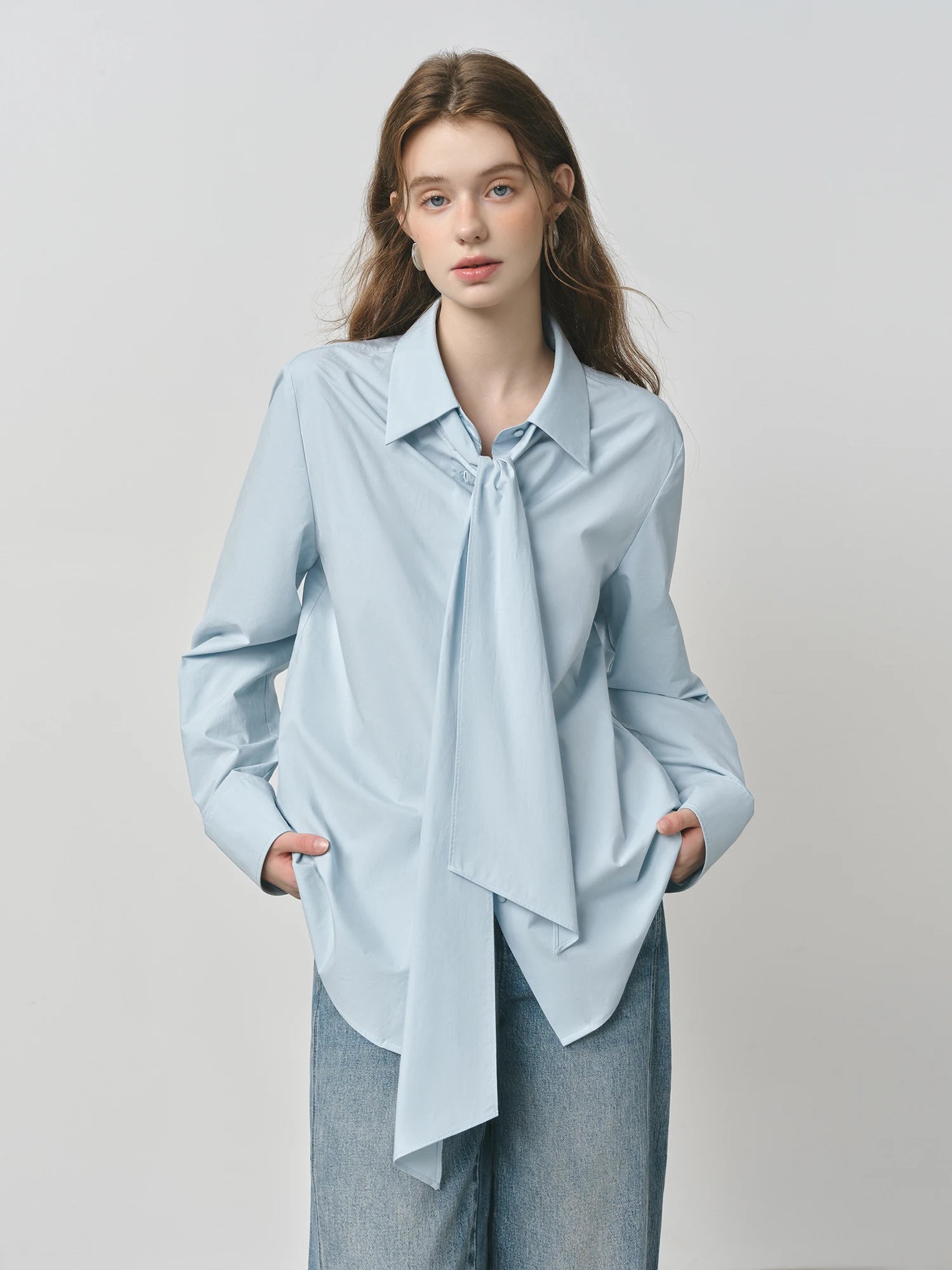 Fsle puro algodão oversized arco detalhe feminino outono 2025 nova chegada loid-back blusa de manga longa com faixa 25fs13213