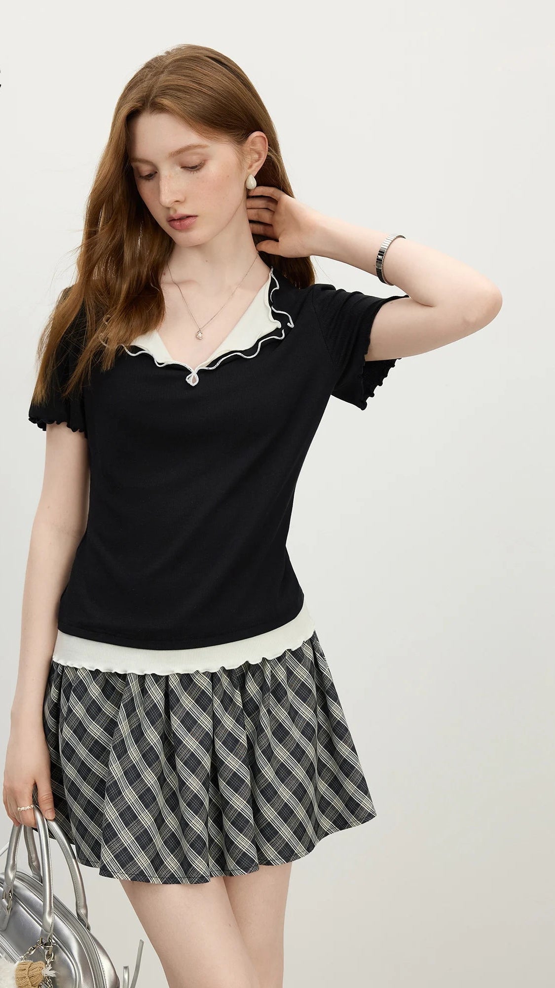 Fsle falso duas peças lapela dupla camada de malha de manga curta camiseta feminina verão 2025 novo estilo idade-reduzindo topos 25fs12534