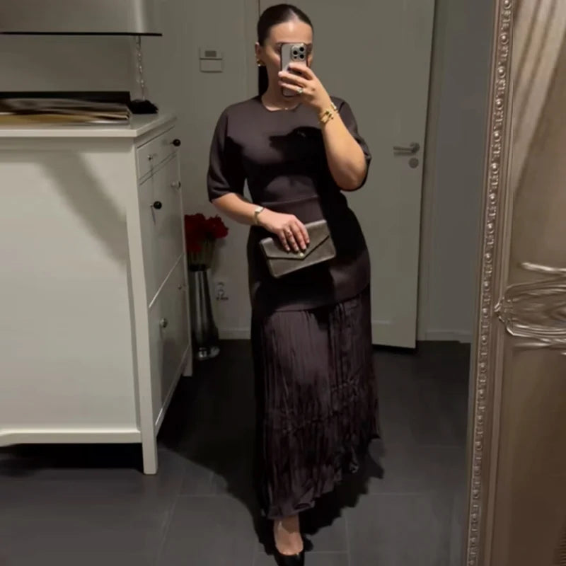 Chic Pleated Maxi Dress