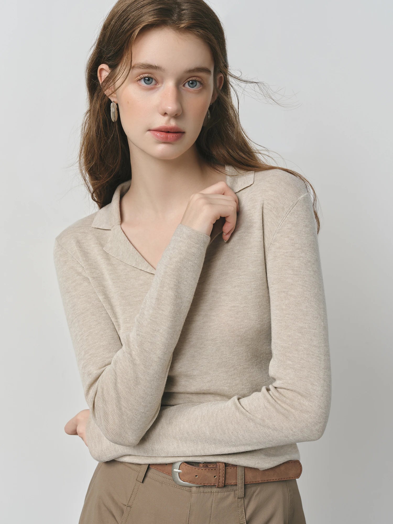 FSLE 2025 Early Autumn Women's Wool Knit T-Shirt V-Neck Elegant Office Casual Minimalist Top Y2K Coquette Pullover 25FS13301