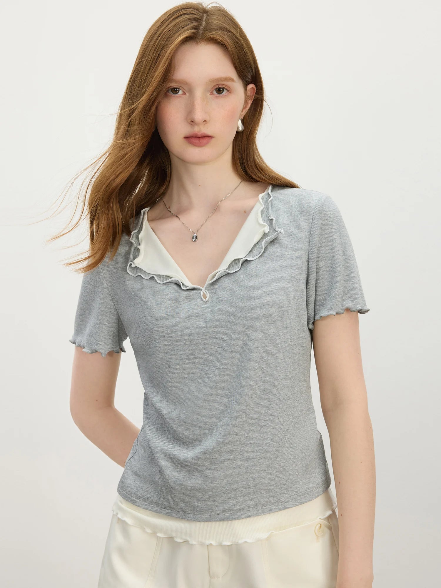 Fsle falso duas peças lapela dupla camada de malha de manga curta camiseta feminina verão 2025 novo estilo idade-reduzindo topos 25fs12534