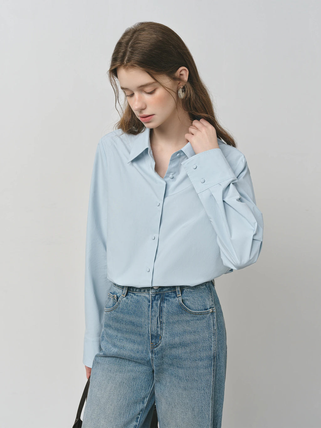 Fsle puro algodão oversized arco detalhe feminino outono 2025 nova chegada loid-back blusa de manga longa com faixa 25fs13213