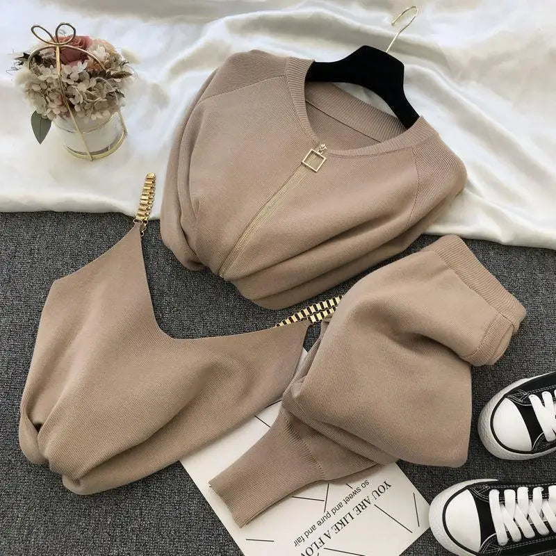 Chic 3-piece tracksuit set