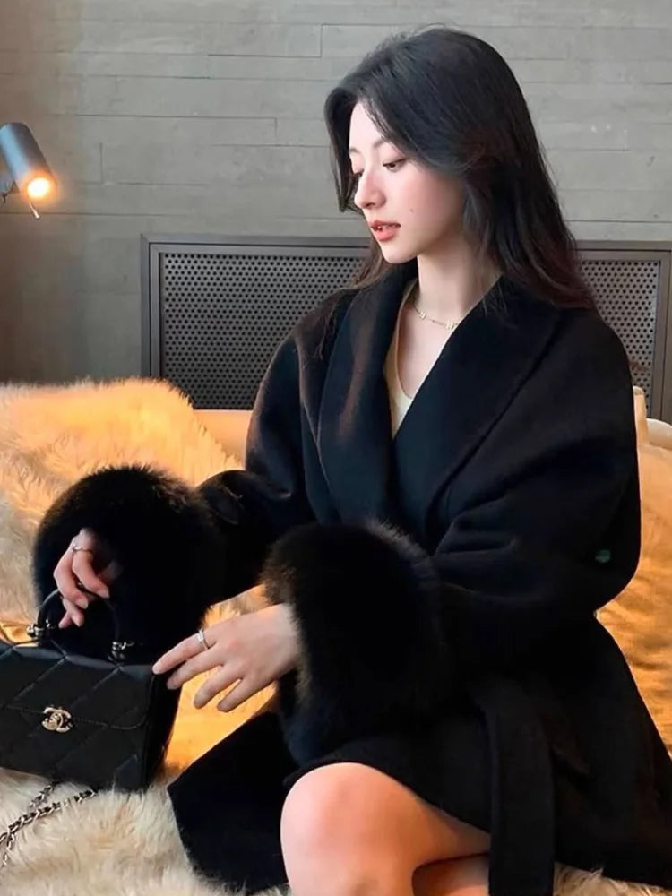 Chic Woolen Short Coat with Furry Lapel & Belt