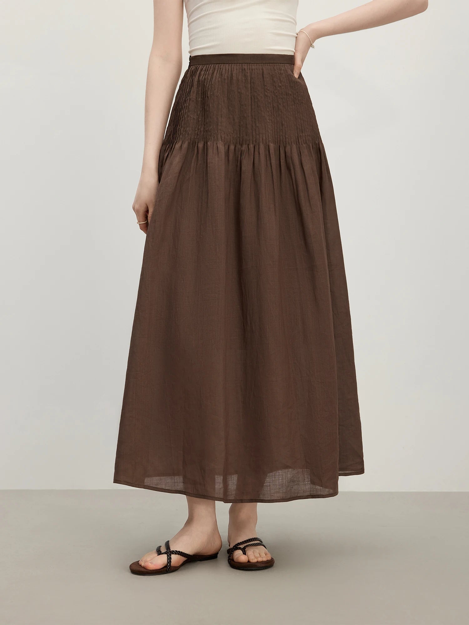 FSLE 2025 Saia feminina de verão estruturada Tuck cintura alta evasê – bainha queimada e tecido leve para elegância emagrecedora